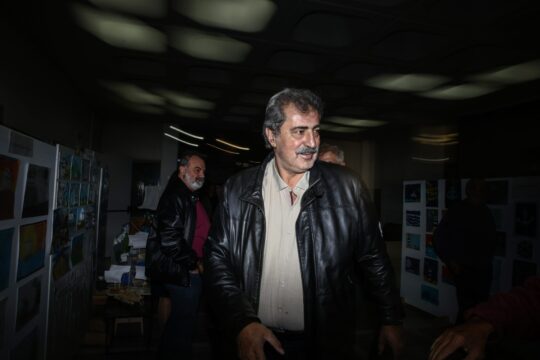Επικές ατάκες Πολάκη για τη διαγραφή του από τον ΣΥΡΙΖΑ: «Ανεξάρτητος βουλευτής ο Πολάκης, είναι το πιο σύντομο ανέκδοτο»