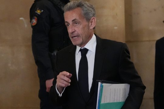Υπόθεση Σαρκοζί: «Βαριά» η εισαγγελική πρόταση - Ποινή φυλάκισης επτά ετών και πρόστιμο 300.000 ευρώ