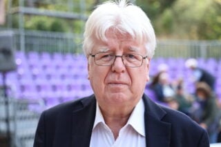 Κόντρα Σιακαντάρη με ΠΑΣΟΚ: «Σας ενδιαφέρει η αλήθεια μπροστά στον πανικό των πρώτων δημοσκοπήσεων;»