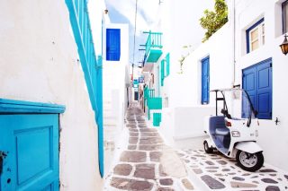 Το αρμονικό νησί των Κυκλάδων που «πρωταγωνιστεί» στην ιταλική τηλεόραση [βίντεο]