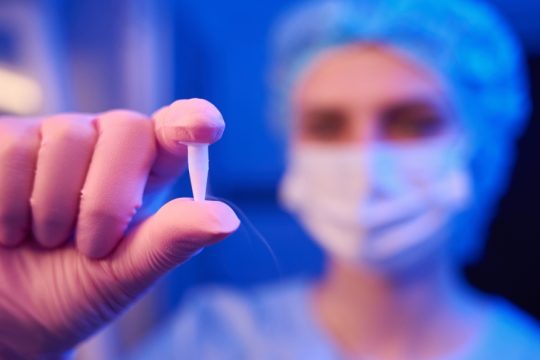 Σπουδαίο εύρημα σε κλινική δοκιμή: Άνδρας παράγει σπέρμα από κατεψυγμένο ορχικό οστό 16 ετών - Είχε υποβληθεί σε χημειοθεραπείες