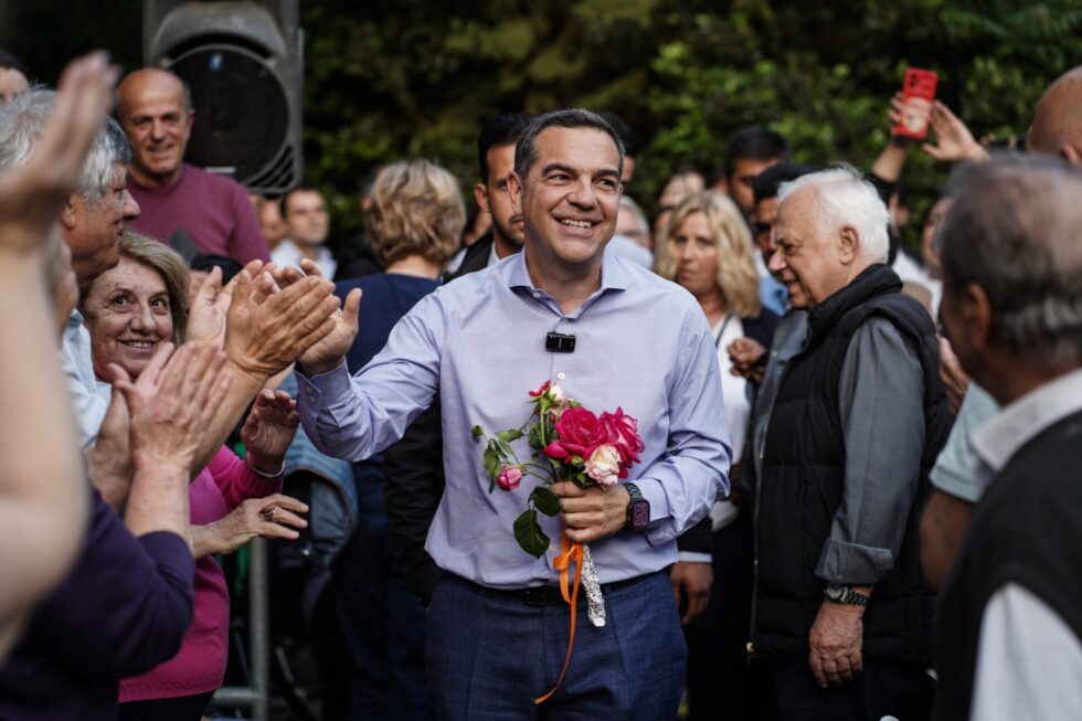 «Νεύρα» σε Ν.Δ. – ΠΑΣΟΚ για την παρουσίαση του νέου κόμματος Τσίπρα στο Θησείο: Επιθέσεις από Μαξίμου και Χαριλάου Τρικούπη