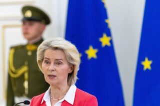 Επίθεση Ούρσουλα φον ντερ Λάιεν στη Ρωσία: «Επιδιώκει την αποσταθεροποίηση των ευρωπαϊκών δημοκρατιών»