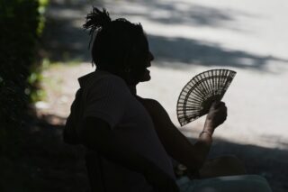 «Θερμικός θόλος» σκεπάζει την Ευρώπη: Θερμοκρασίες ρεκόρ τον Μάιο – Θα «βράσουν» Ισπανία, Πορτογαλία, Βρετανία και Γαλλία