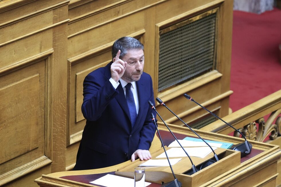 androulakis12