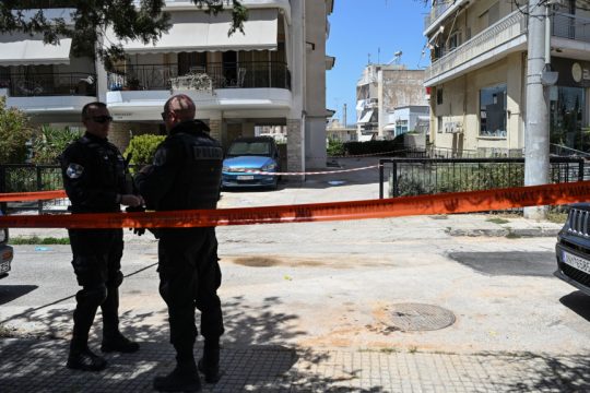 Ηλιούπολη: Η επιθυμία των γονιών της 17χρονης που έχασε τη ζωή της από την πτώση