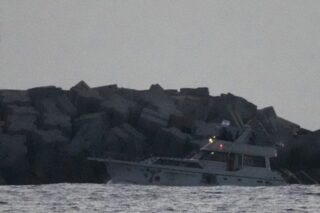 https://www.efsyn.gr/kosmos/1387565/global-sumud-flotilla-pyr-se-aoploys-ethelontes-kai-to-maximoy-oyte-kih/
