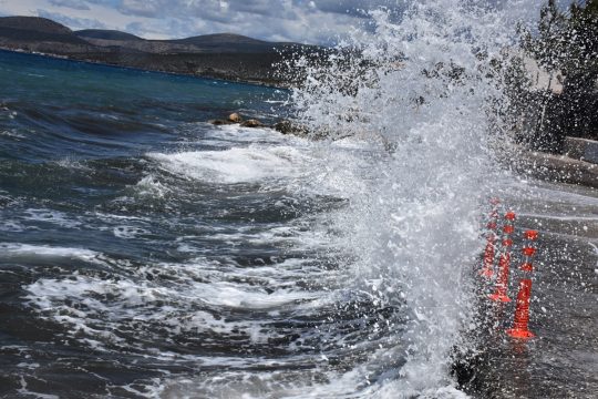 Σκόπελος: Αγωνία για βρέφος που κατανάλωσε ποντικοφάρμακο - Μεταφέρθηκε με 8 μποφόρ στον Βόλο