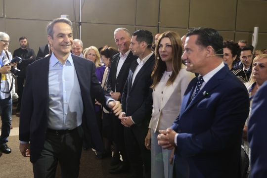 Μητσοτάκης στο 16ο Συνέδριο της ΝΔ: «Εκλογές το 2027 - Εχθρός μας τα προβλήματα των πολιτών»