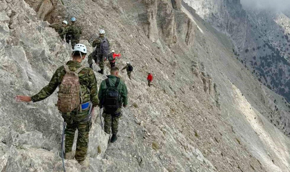 Όλυμπος: Επιχείρηση της ΕΜΑΚ για 25χρονο αγνοούμενου ορειβάτη