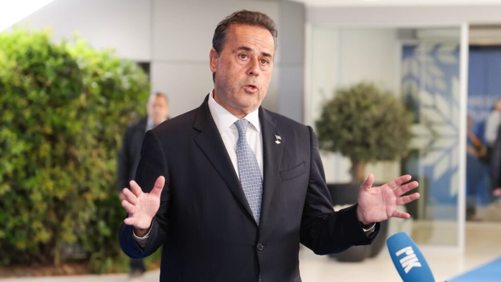 Παπασταύρου