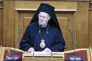 Live η ομιλία του Οικουμενικού Πατριάρχη Βαρθολομαίου στη Βουλή