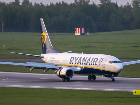 Ryanair: Τέλος η βάση από τη Θεσσαλονίκη, μείωση δρομολογίων από Αθήνα - Όλες οι αλλαγές