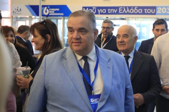Η απάντηση Σπανάκη στις κατηγορίες για ακίνητο που φέρεται να ενοικιάζει στα ΕΛ.ΤΑ.