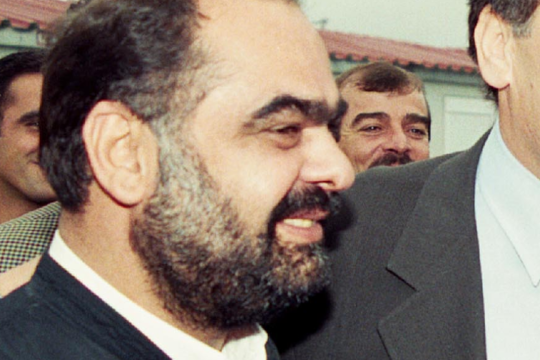 Το τελευταίο «αντίο» στον θρυλικό παπα-Τσάκαλο