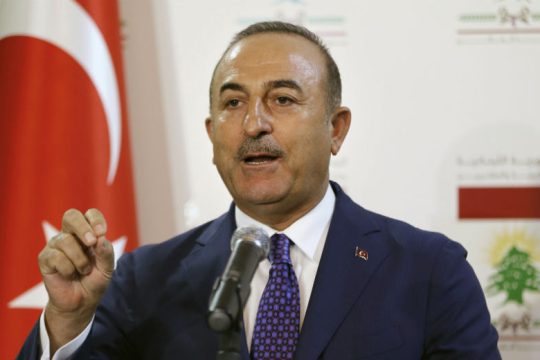 Τουρκία: Σε κρίσιμη κατάσταση μετά από πυροβολισμό ο αδελφός του πρώην υπουργού Εξωτερικών, Μεβλούτ Τσαβούσογλου