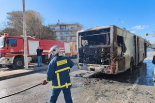 ΟΑΣΘ: Συμβασιούχος οδηγός κινδύνεψε με τύφλωση επειδή τον «έκαναν» μηχανικό