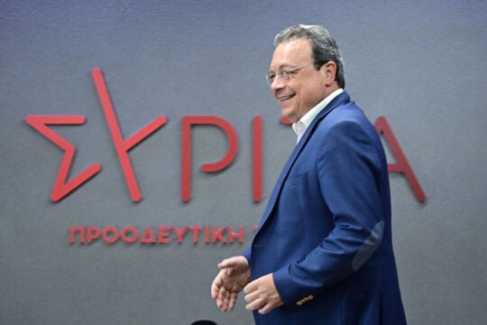 Αιφνιδιασμός Φάμελλου: Συγκαλείται η Πολιτική Γραμματεία μετά τη «σκιώδη κυβέρνηση» Τσίπρα