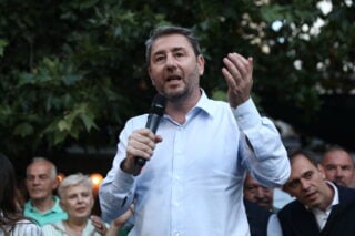 ΠΑΣΟΚ: Εκλογική ετοιμότητα και φυγή προς τα εμπρός
