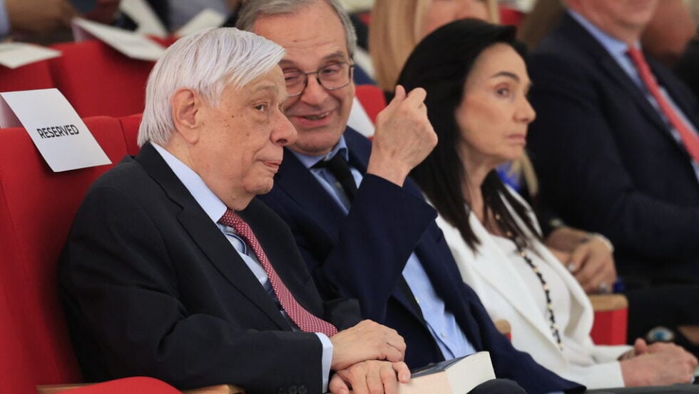 Παραγωγική και θεσμική ανασυγκρότηση προτείνει ο Μιχ. Σάλλας