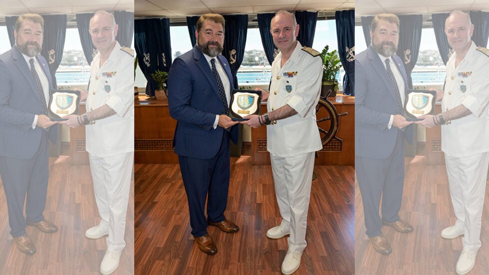 Ζητείται διαφάνεια για τη συνεργασία του Λιμενικού με την NCIS