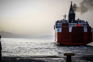 Κινητικότητα στην ακτοπλοΐα: Πωλήσεις πλοίων, αντιπαραθέσεις ακτοπλόων και επαφές με νέα επενδυτικά σχήματα