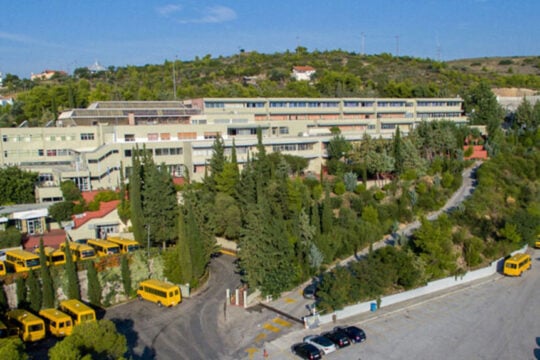 Ποια ιστορικά ιδιωτικά σχολεία της χώρας περνάνε στον έλεγχο πολυεθνικών funds