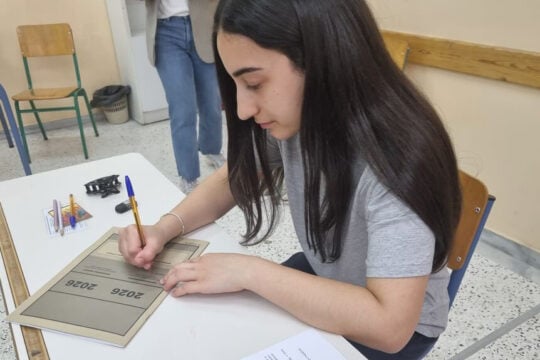 Πανελλήνιες 2026: «Εικονικοί» εισακτέοι και χιλιάδες κενές θέσεις στα ΑΕΙ
