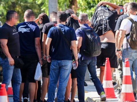 Δολοφονία 15χρονου στην Καλλιθέα: Στον ανακριτή οι 7 συλληφθέντες – Τι θα ισχυριστούν [βίντεο]