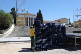 Γιατί ξηλώθηκε η εξέδρα στο Ζάππειο: Το παρασκήνιο, το ΥΠΠΟ και ο… Λευτεράκης