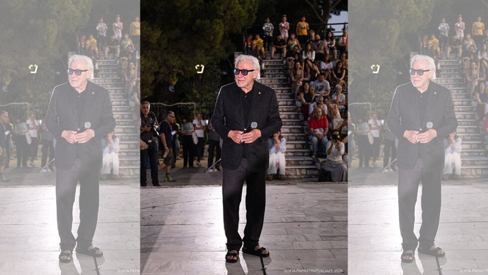 «Θόδωρε, είμαι ξανά εδώ»