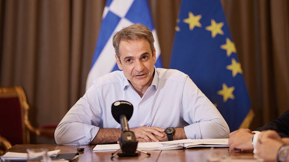 Ως πότε θα σώζουν την πατρίδα;