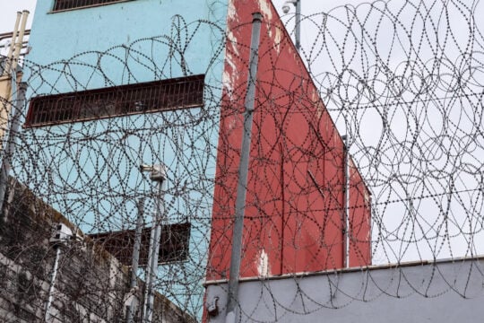 Ένωση Δικαστών και Εισαγγελέων: Παρούσα στην τελετή λήξης των σχολείων του Ειδικού Σωφρονιστικού Καταστήματος Νέων Αυλώνα