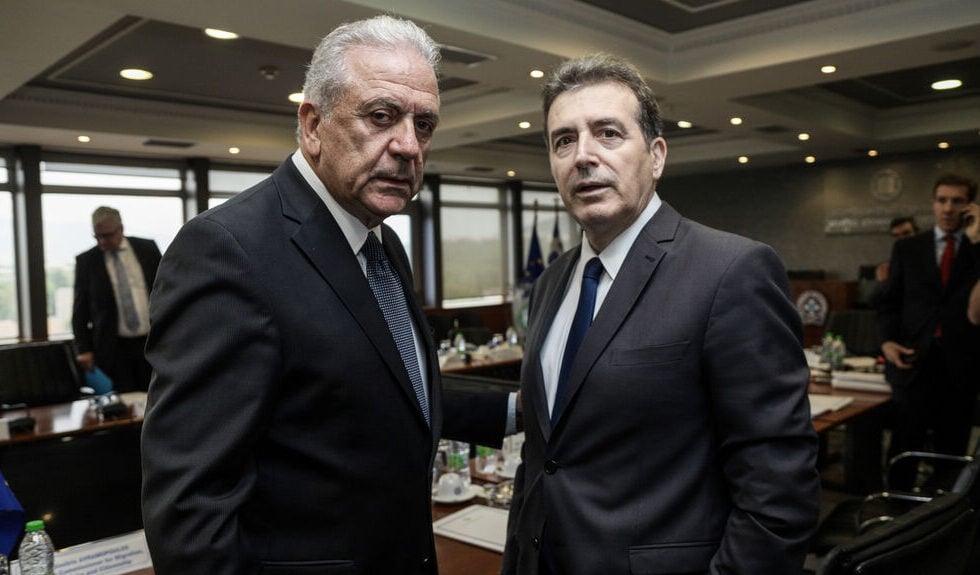 Νέος πονοκέφαλος για την κυβέρνηση η υπόθεση Αβραμόπουλου: «Ούτε τον καταδικάζουμε, ούτε τον αθωώνουμε»