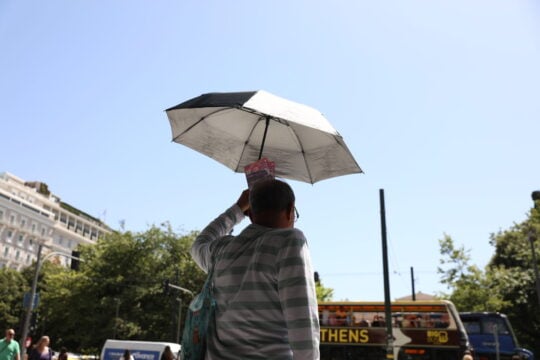 Καιρός: Ζέστη διαρκείας με 34άρια – Ποιες περιοχές θα «ψηθούν» – Οι προβλέψεις Κολυδά