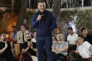 Τσίπρας: Στη Νίκαια το απόγευμα η πρώτη δημόσια εκδήλωση της ΕΛΑΣ – «Τώρα μιλάμε»