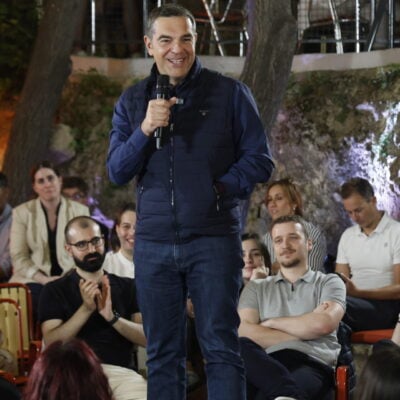 Γρήγορη ανάλυση: Η «κυβέρνηση» του Αλέξη Τσίπρα φυσάει
