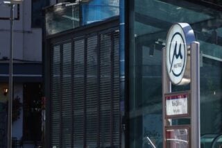 Πώς αξιολογούν οι επιβάτες το μετρό Θεσσαλονίκης: «Έχω δει να σταματάει χωρίς προειδοποίηση» [βίντεο]