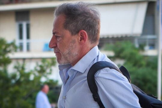 Εφετείο: Δίκη Λιγνάδη για τους βιασμούς τριών αγοριών – Δήλωσε άνεργος που κάνει ιδιαίτερα σε αρχαία και ιστορία