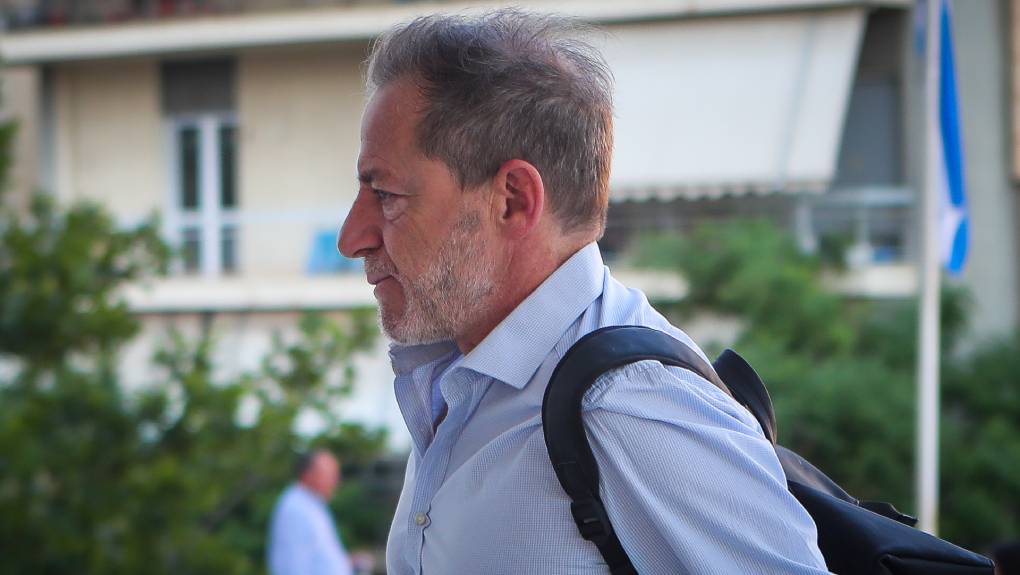 Εφετείο: Δίκη Λιγνάδη για τους βιασμούς τριών αγοριών – Δήλωσε άνεργος που κάνει ιδιαίτερα σε αρχαία και ιστορία
