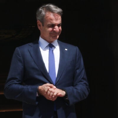Μια συγγνώμη είναι λίγη, πολύ λίγη, για τον πρωθυπουργό μας