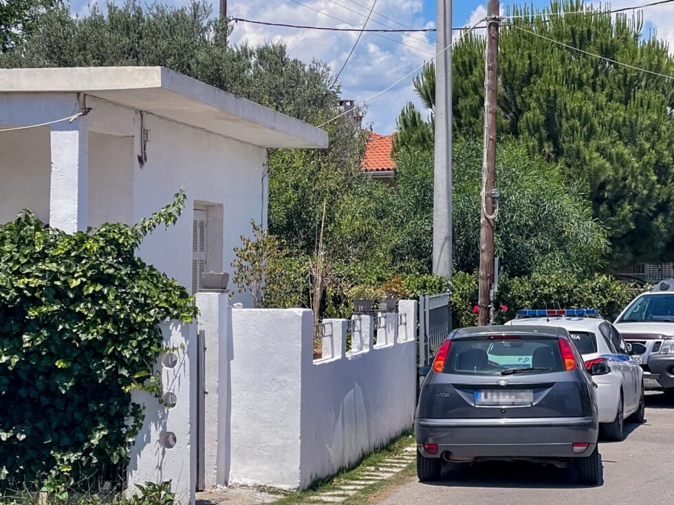 Το σπίτι της διπλής δολοφονίας στο Αίγιο / (ΑΝΔΡΕΑΣ ΑΛΕΞΟΠΟΥΛΟΣ / EUROKINISSI)