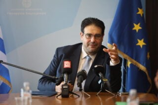 Νέος Κώδικας Τοπικής Αυτοδιοίκησης: Τι αλλάζει σε εκλογές, φόρους και δημοτικά τέλη