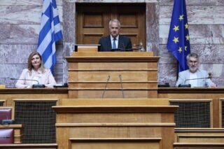 Διακομματικό προεδρείο για τη Συνταγματική Αναθεώρηση με επικεφαλής τον Βορίδη