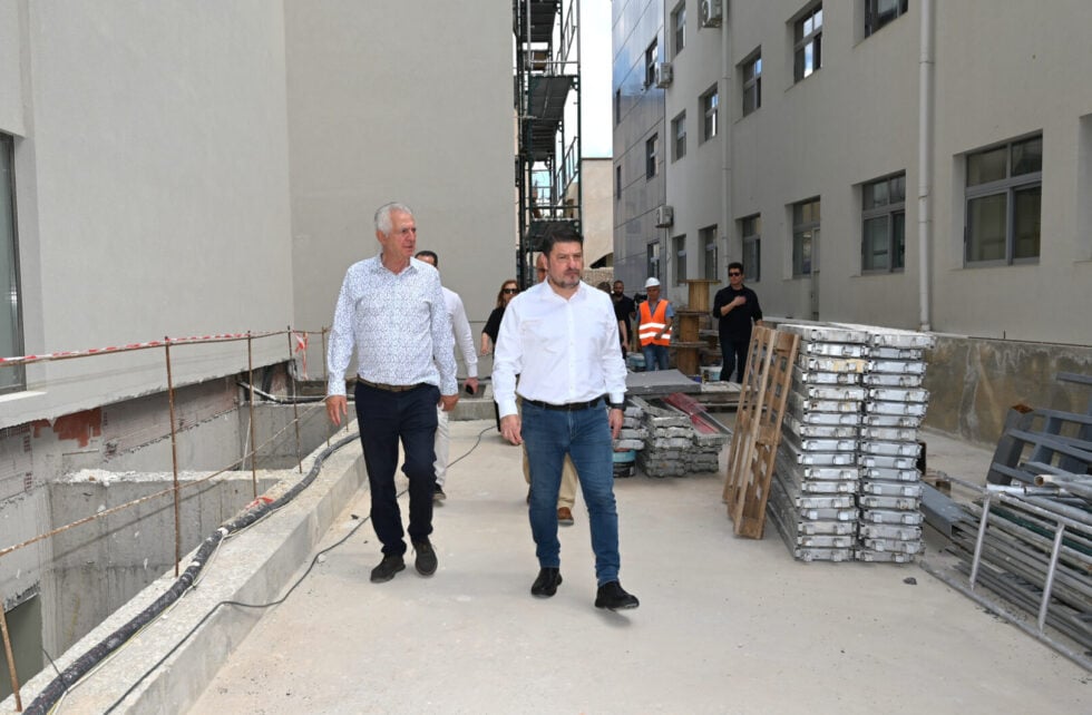 Χαρδαλιάς από το Περιστέρι: «Σε τροχιά υλοποίησης όλα τα κρίσιμα έργα υποδομών και πολιτισμού»