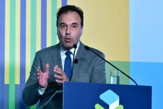 Τα άκουσε ο Παπαστεργίου για τις πολεοδομίες