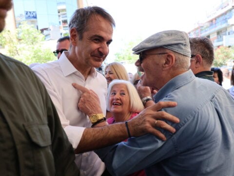 Ο χρησμός Μητσοτάκη από τη Νέα Σμύρνη: «Σας βλέπω σε απόλυτη κινητοποίηση, αυτό θέλουμε» [βίντεο]