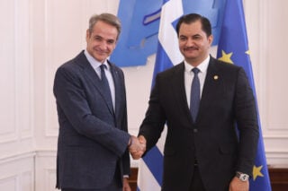 Ακόμα στενότερες οι σχέσεις με τη Λιβύη