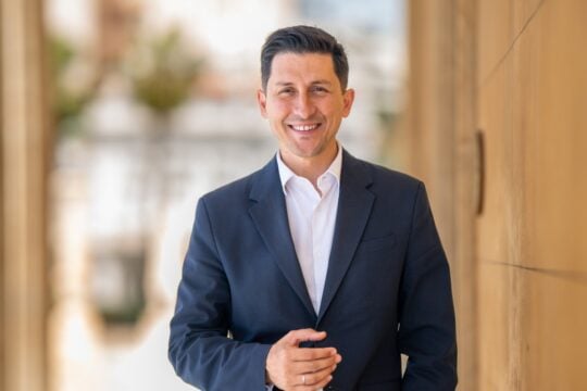 Παύλος Χρηστίδης στην «Εφ.Συν.»: Η πολιτική αλλαγή αποτελεί αίτημα της κοινωνίας