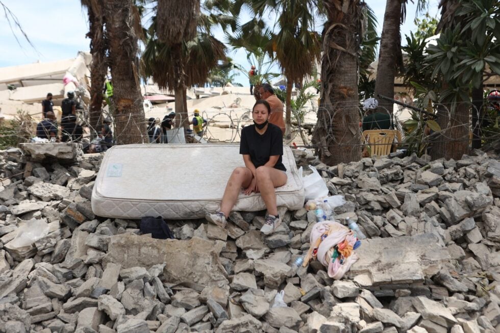 Η φρίκη στη Βενεζουέλα μεγαλώνει: 1.450 νεκροί και 50.000 αγνοούμενοι έχουν καταγραφεί μέχρι τώρα [εικόνες – βίντεο]